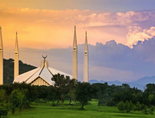 faisal mosque